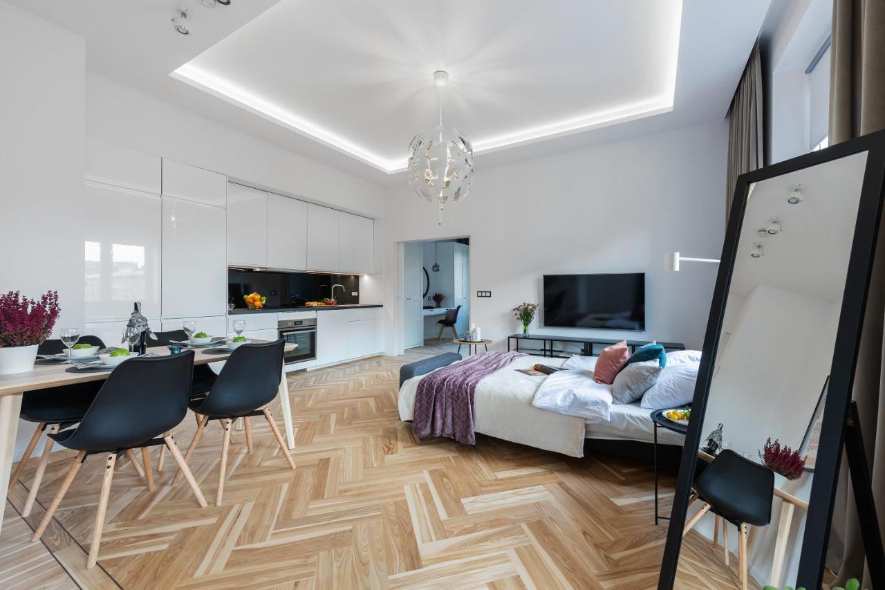 Marszalkowska Center Serviced Apartments Varsóvia Exterior foto
